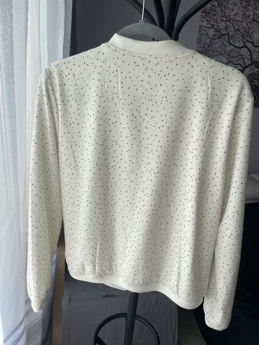 ONLY пролетно яке р.Л