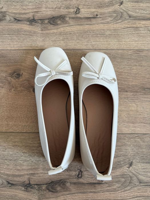 Продаются балетки срочно!