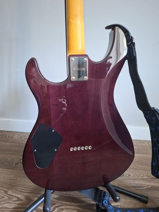 Yamaha Pacifica 611HFM