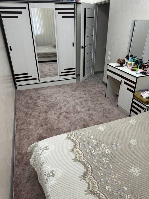 Аренда свой квартира Чиланзар 8 кв этаж 2 3х комнатна Цена: 600$
