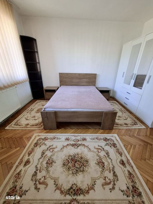 Apartament 2 camere+ bucătărie- Cartier Gruia strada Vânătorului