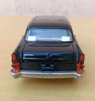 Модель Чайка в масштабе 1/43.