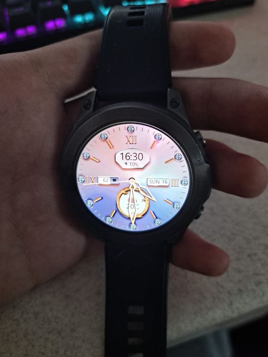 Смарт часы продам