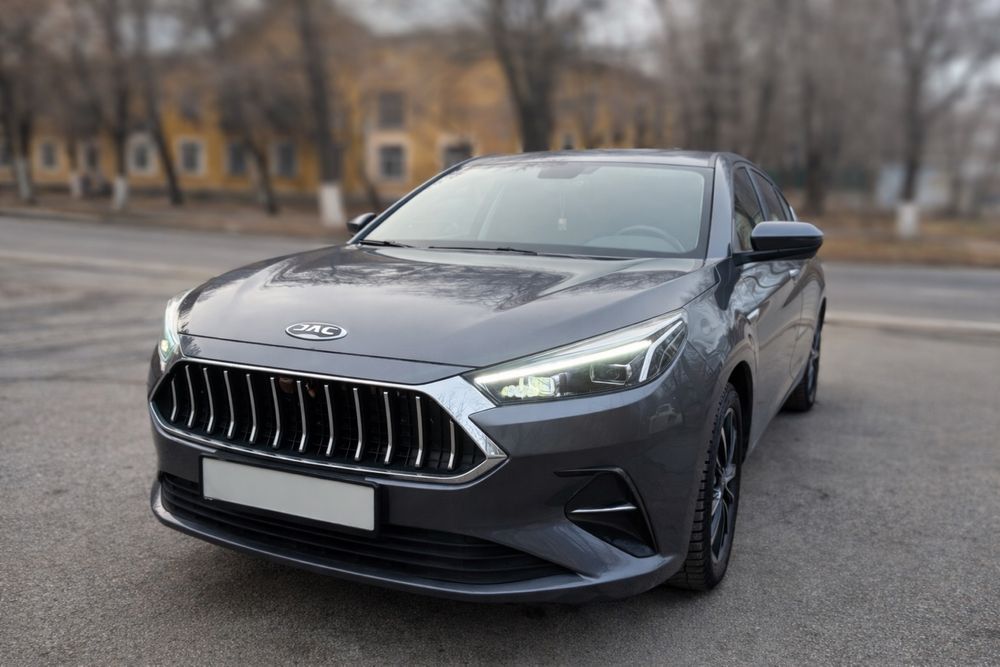 Продам иностранца jac j7