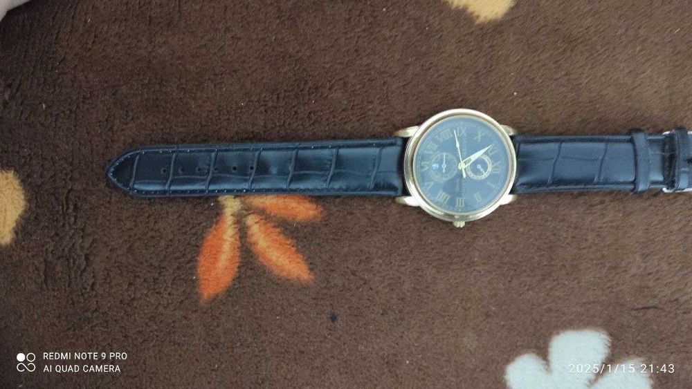 Часы Ulisse Nardin, кварцевые, в хорошем состоянии