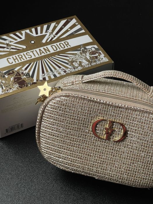 Подарок бренда Chanel сумка клатч vip gift оригинал