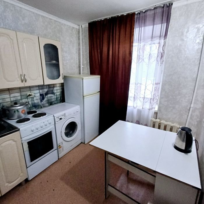 Продам В Центре 2 этаж