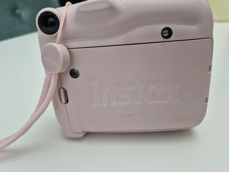 фотоапарат Fujifilm - instax mini 11, розов