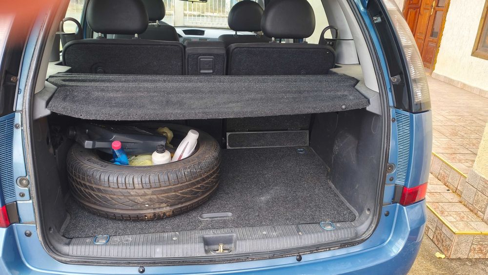 Продавам opel meriva