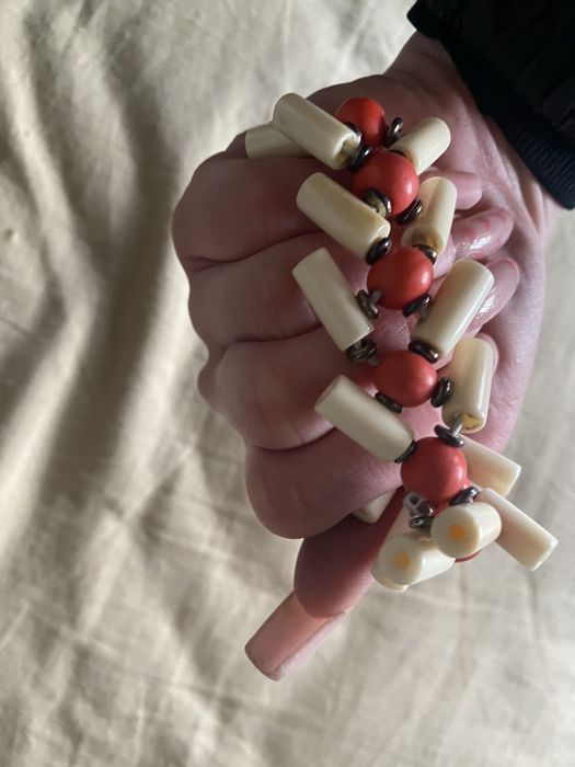 Гривни за големите любители на бижута