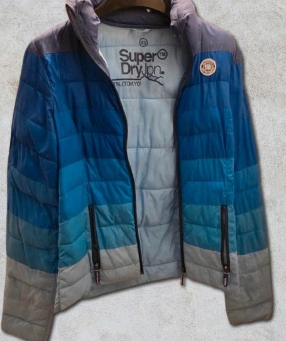 Geacă Superdry albastră , unisex, mărime XS