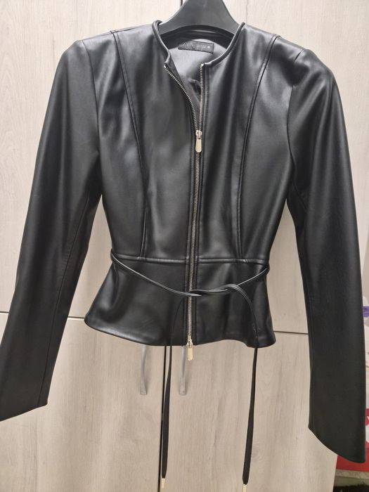 Дамско кожено яке ZARA