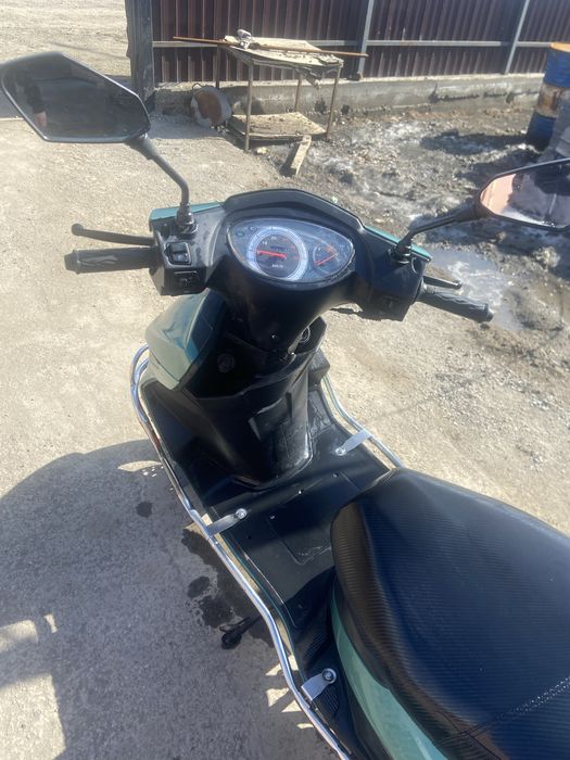 Продам скутер 125куб