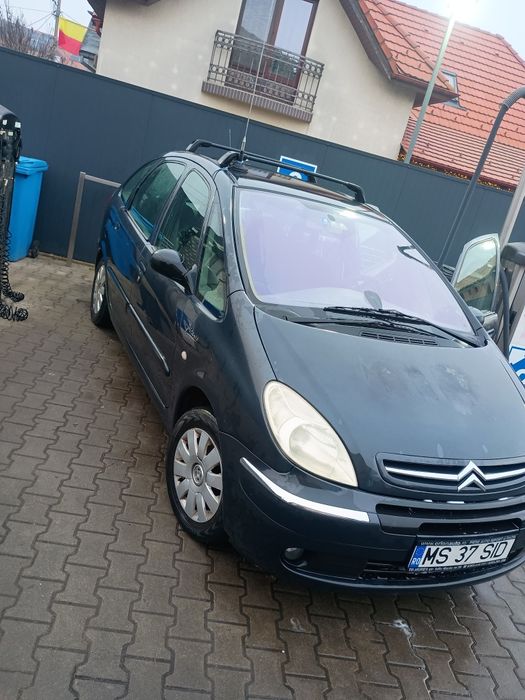 Vând sau schimb cu ceva mai mare