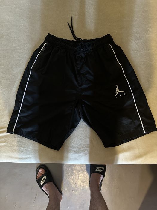 Продам шорты jordan оригинал