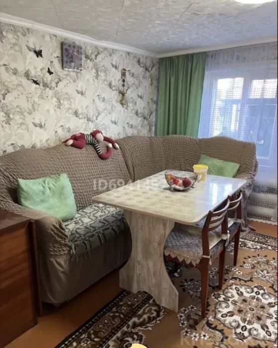 Продам дом в Рабочем поселке с водой