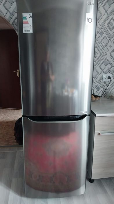 Продам холодильник