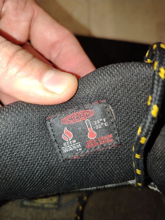 Зимни трекинг обувки Keen