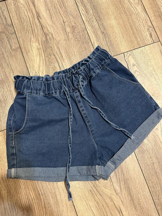 Къси дънкени панталонки