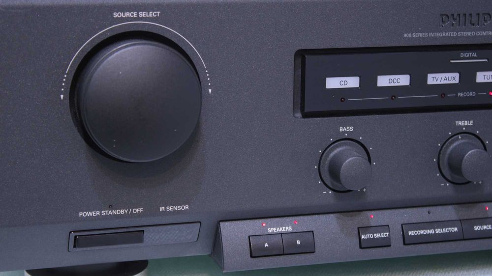 Amplificator/Statie Philips FA930(2x50W).