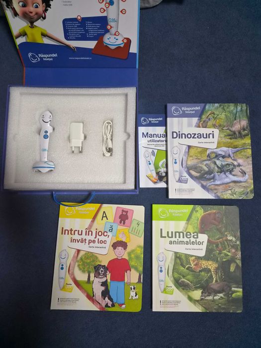 Răspundel istețel creion și cărți