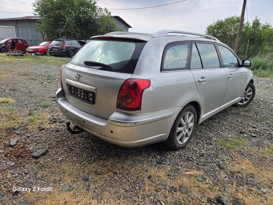 Тойота Авенсис 2004г. 1.8 бензин 129к.с. На части!!!