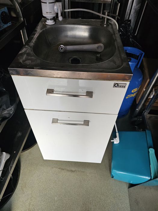 Ghiuveta mobila fast food