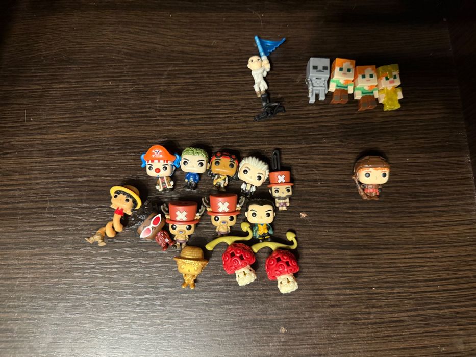 Фигурки Kinder Joy
