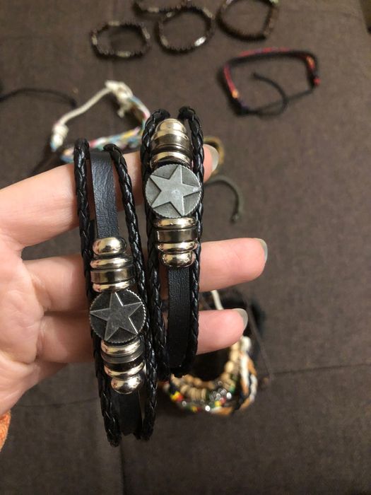 26 броя мъжки гривни