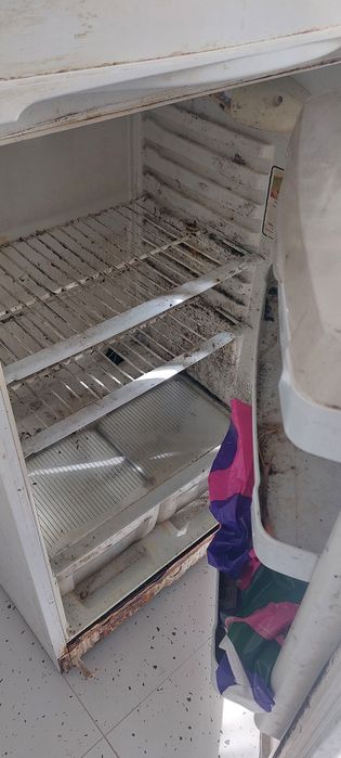 Холодильник даром