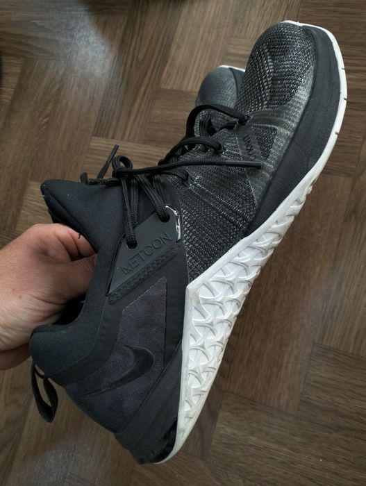 Adidași On Cloud Roger Federer și Nike Mercon