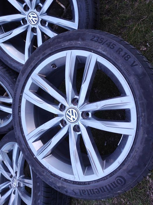 VW Passat  Dartford 235/45 R18 94Y CONTINENTAL PremiumContact 6