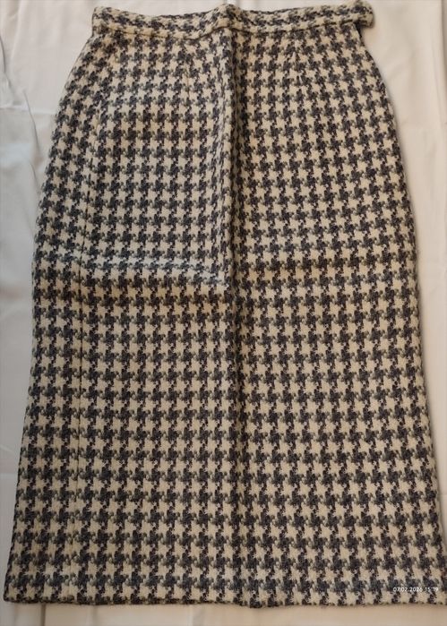 Ретро дамски  костюми