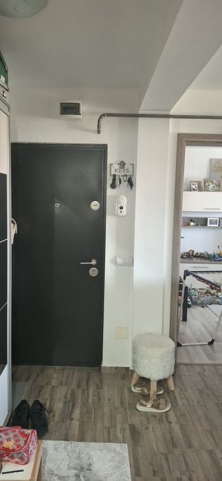 De vanzare apartament 2 camere decomandate