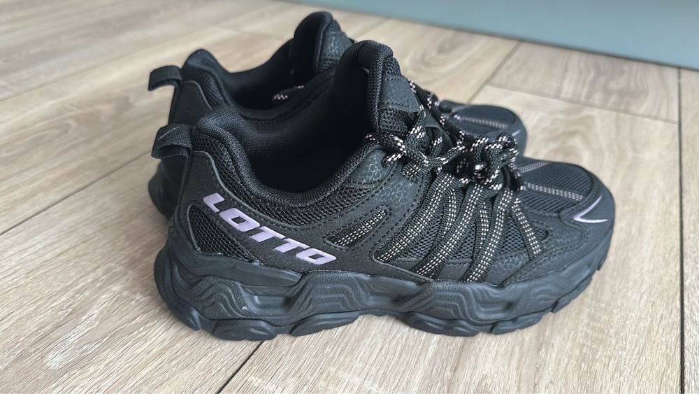 Походные кросовки, ботинки