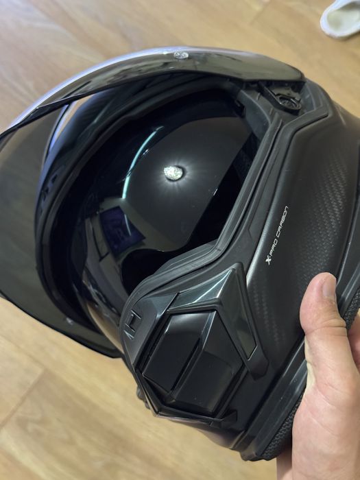 Nexx каска карбонова L