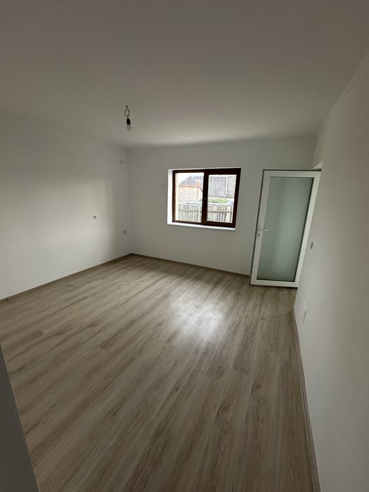 Casa de vânzare ADJUD VRANCEA