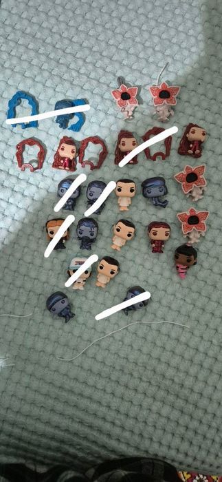 Продаю киндеры игрушки stranger’s things