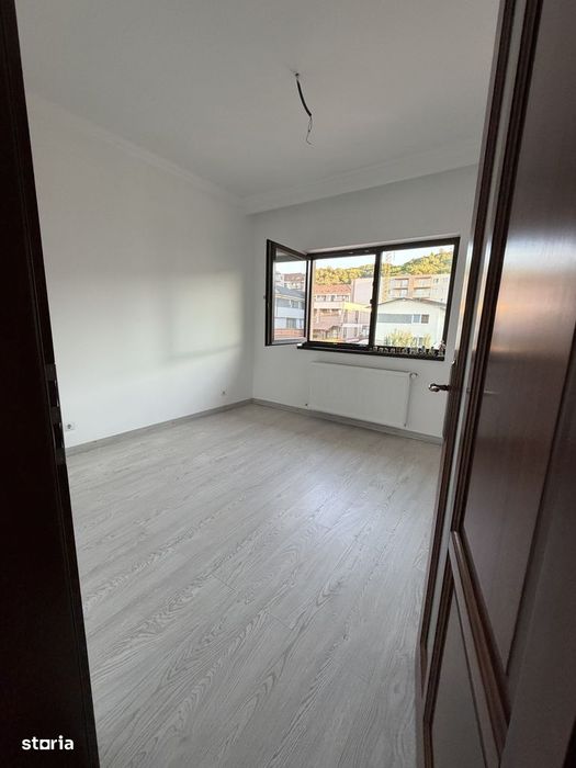 Duplex - nelocuit - nou