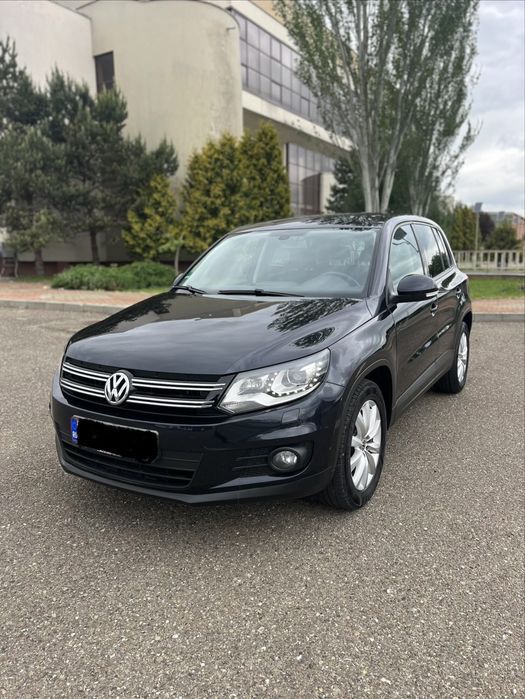 Volkswagen Tiguan, 2.0 diesel, faruri LED, model 2012, webasto,