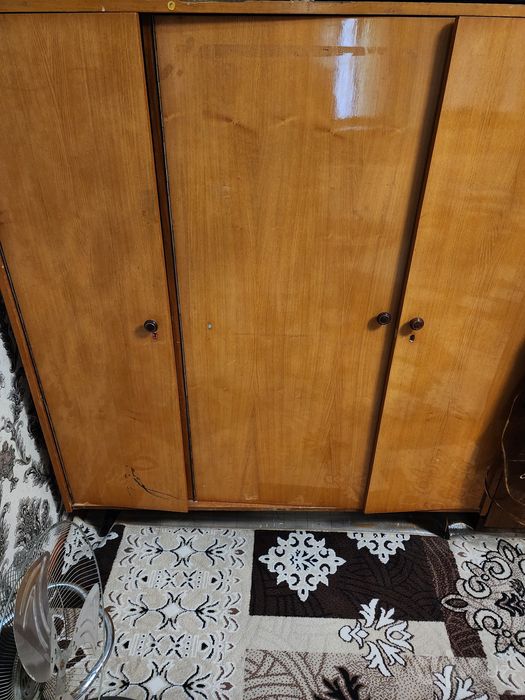 Rassiyki shkaf xolati yaxwi