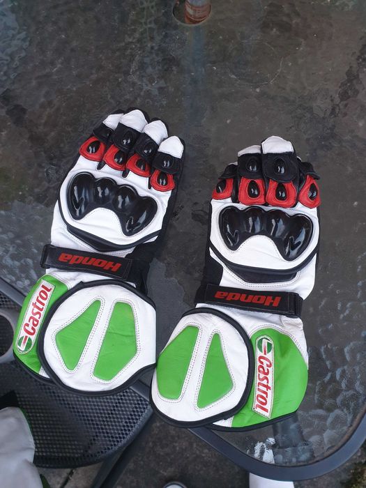 Мотоциклетен екип