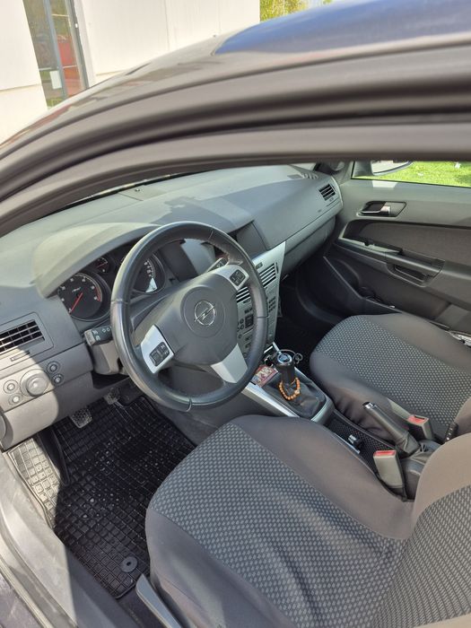 Vand Opel Astra H 2011
