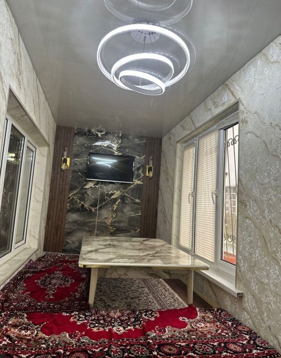 Продается квартира Юнусабад 14кв 3/5/5