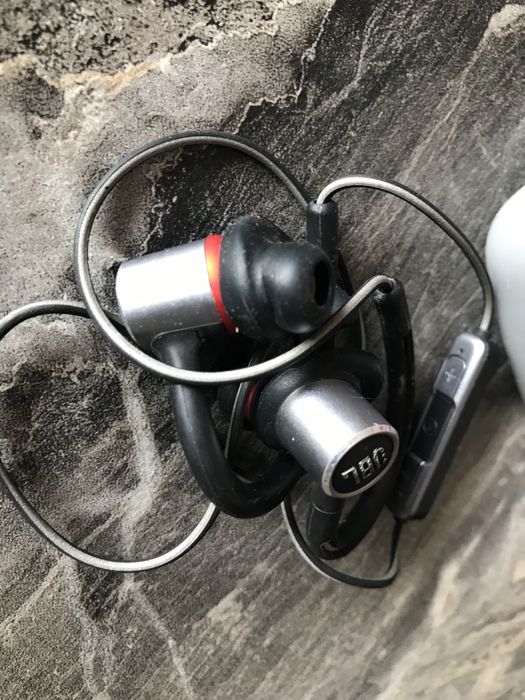 Casti sport wireless Jbl