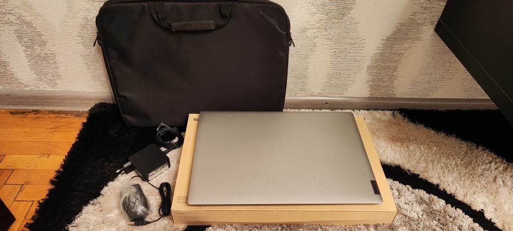 Мощный Lenovo Ryzen 3 ОЗУ8 SSD256