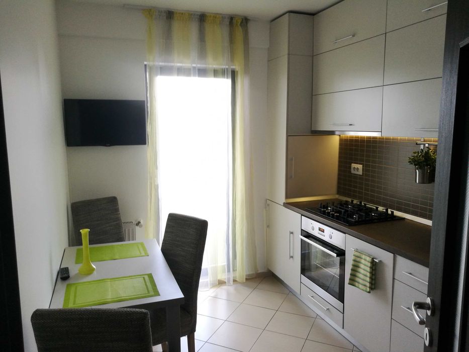 2 camere Pacurari – Colina Însorită | Garaj + Parcare | Complex privat