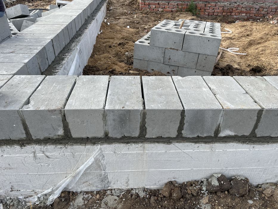 Пескоблок, перегородка