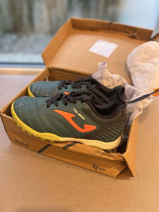 Papuci de forbal joma marime 23