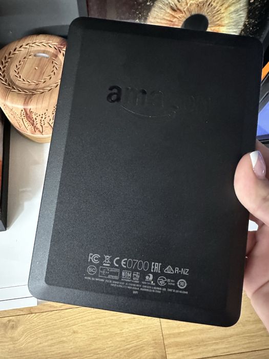 kindle 10th generation, 2019 + Подарък Калъф